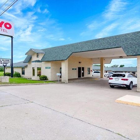 Three Rivers Executive Inn & Suites By Oyo Extérieur photo