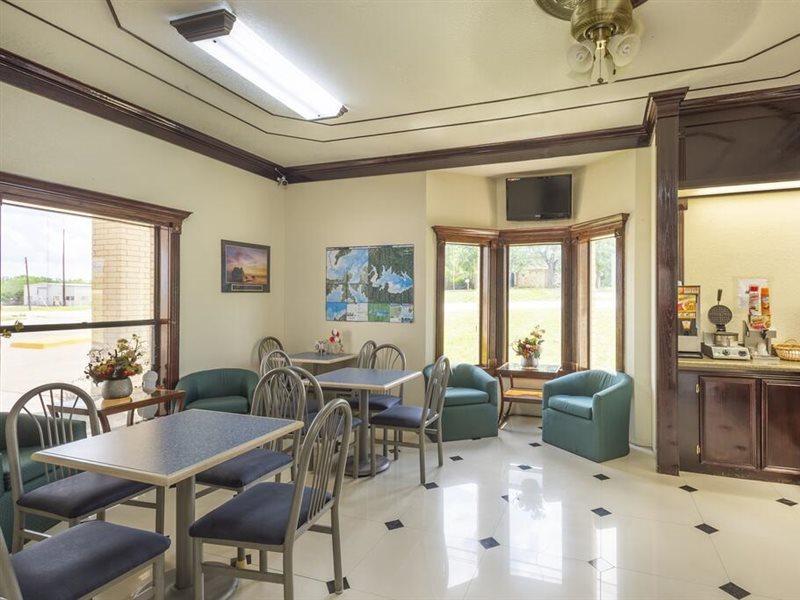 Three Rivers Executive Inn & Suites By Oyo Extérieur photo