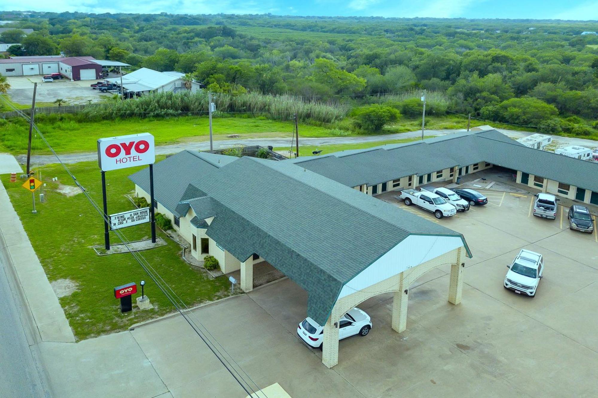 Three Rivers Executive Inn & Suites By Oyo Extérieur photo