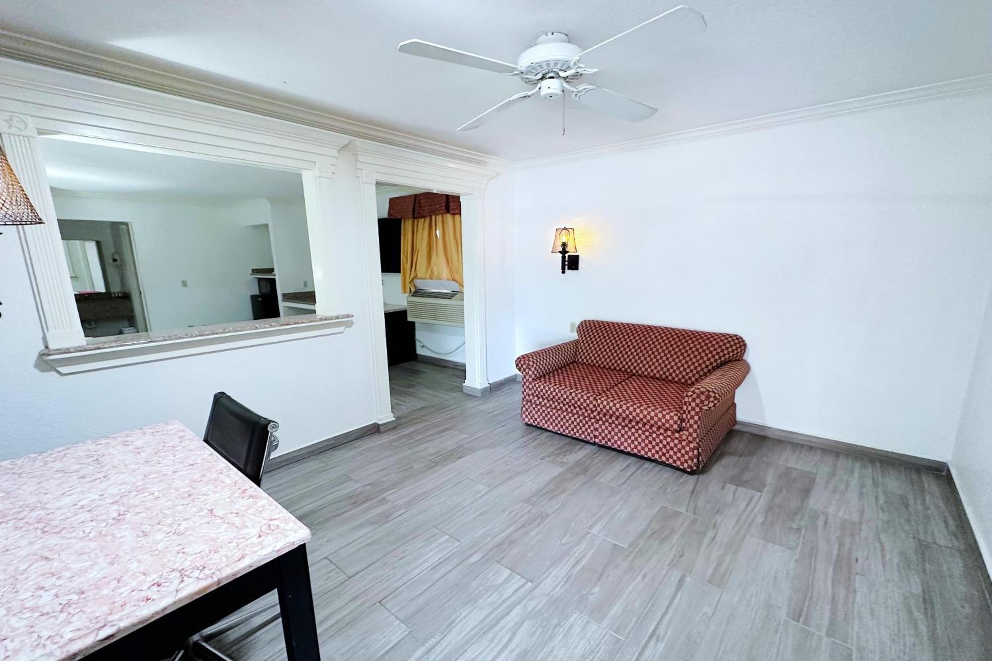 Three Rivers Executive Inn & Suites By Oyo Extérieur photo